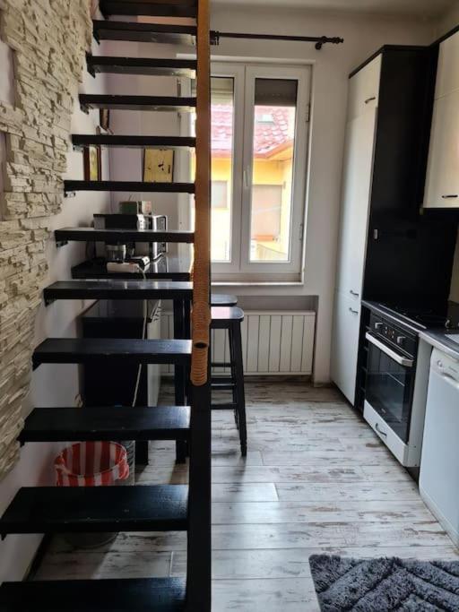 Raya Maisonette, Ideal Center Apartment Sofia Exterior photo